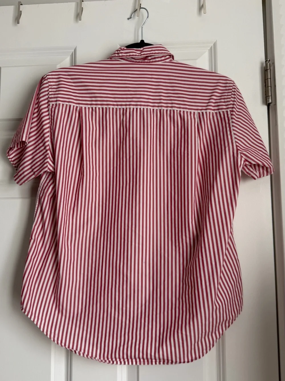 Lands' End Red & White Vertical Stripe Short-Sleeve Cotton Blend Button Down